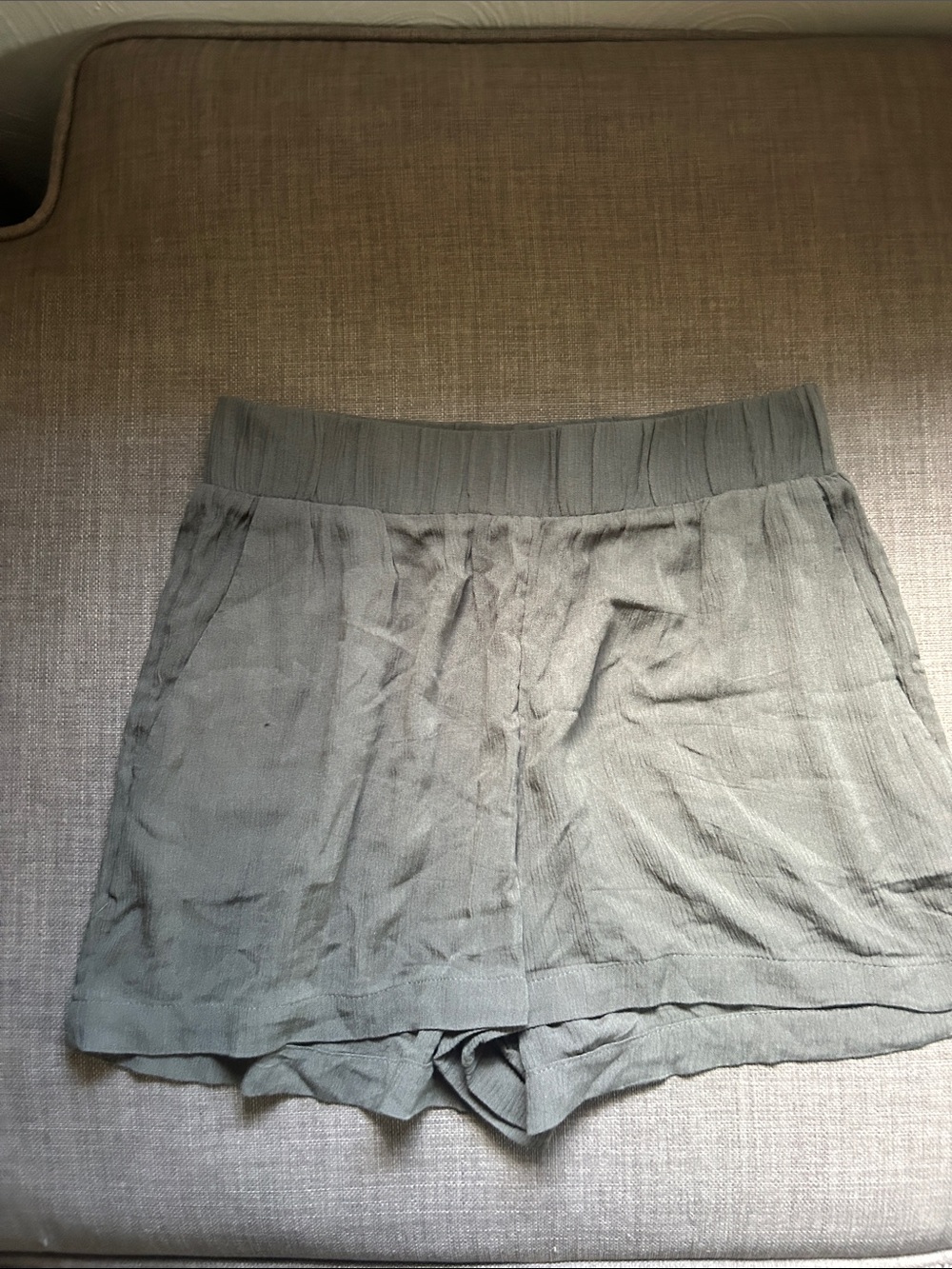 Abound High-Waist Relaxed Shorts in Olive